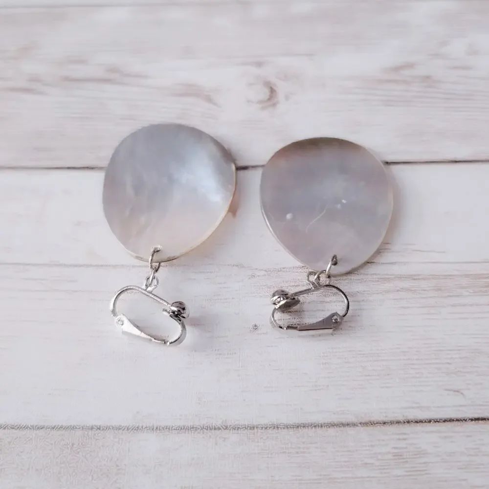Vintage clip earrings